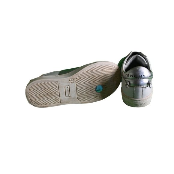 Givenchy Kids Embroidered-Logo Slip-On Sneakers - Picture 3 of 16